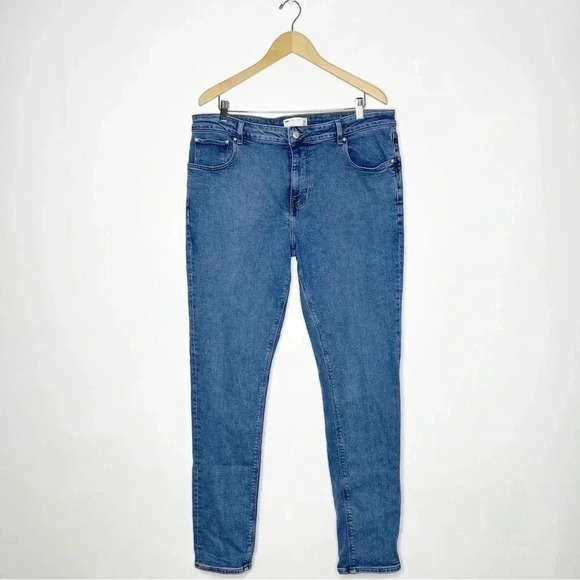ASOS Designers Blue Denim Regular Tapered Jeans Size 38 x 34 - Picture 1 of 6